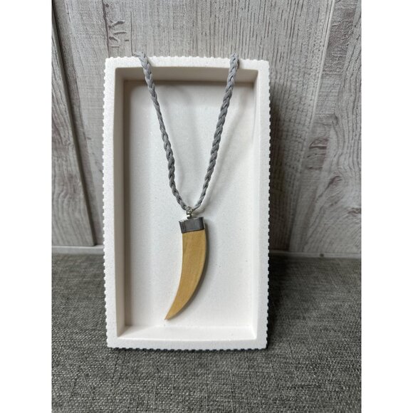 Whitby & Co Reversible Horn Pendant Necklace w/ Mother Of Pearl & Wood Women - Picture 2 of 6